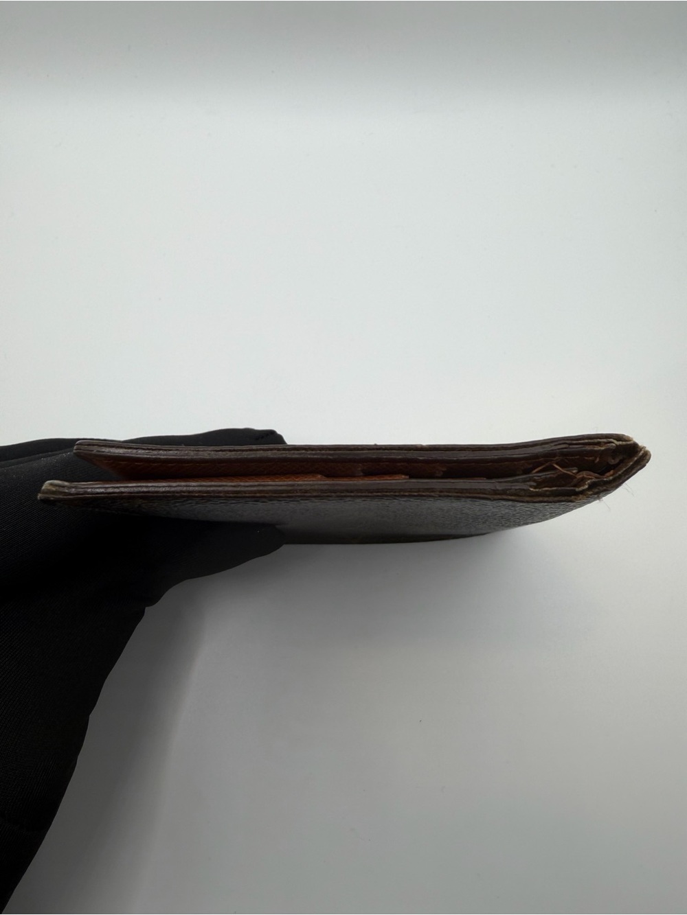 Louis Vuitton Marco Wallet - Picture 4 of 11